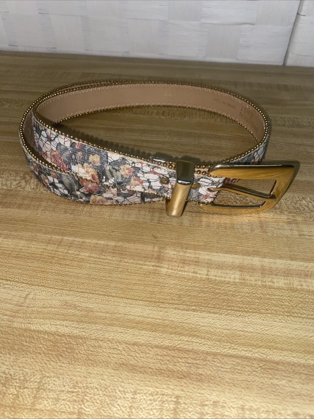 80s Motion East Belt Women's Size Small 26” Leather & Lace Overlay Multicolor